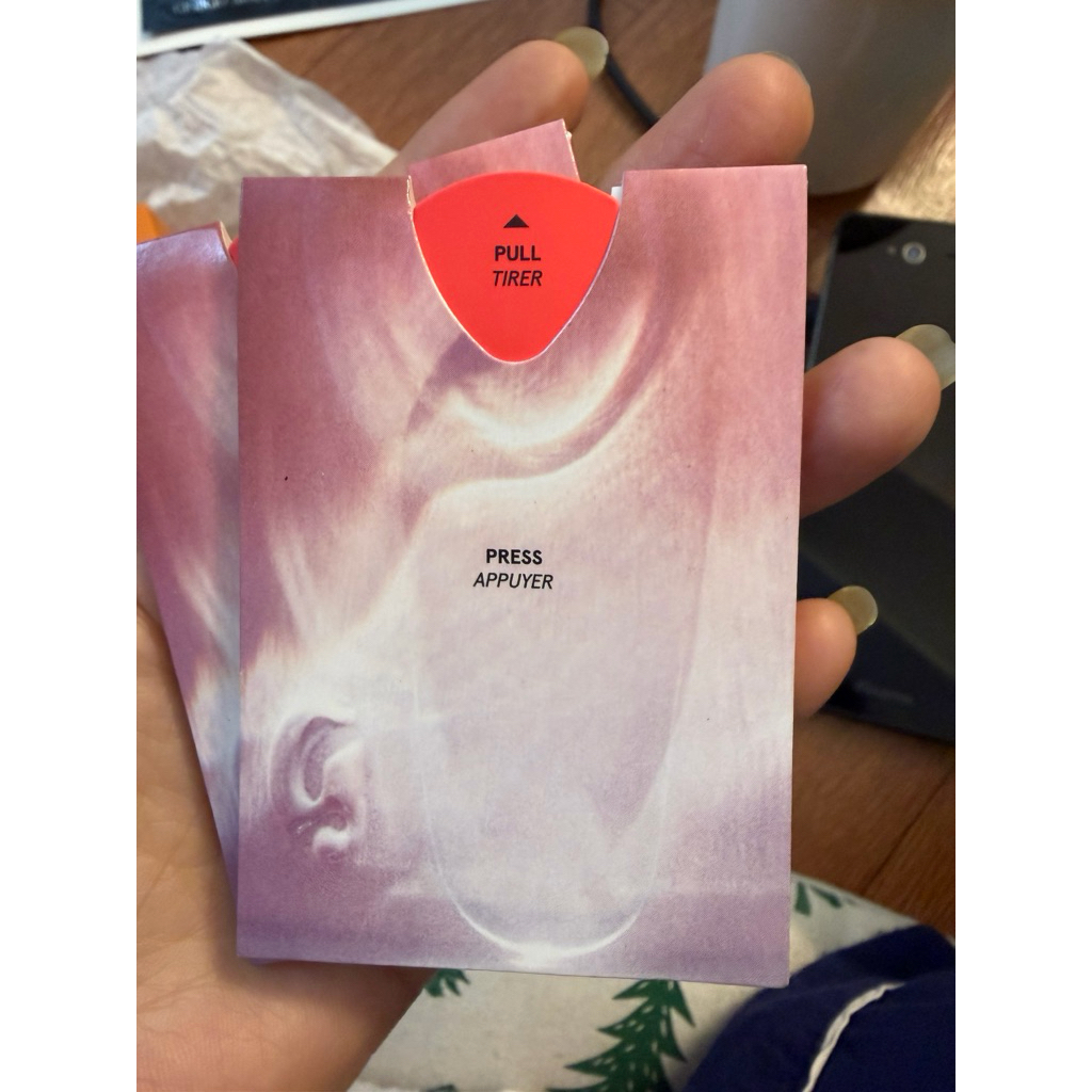 Vial nước hoa dạng xịt glossier you EDP