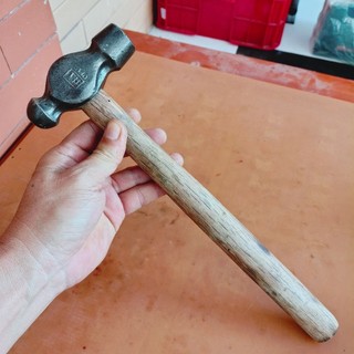 Búa đóng đinh (loại đầu bi), hàng bãi Nhật.
