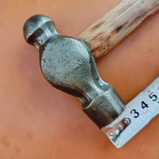 Búa đóng đinh (loại đầu bi), hàng bãi Nhật.