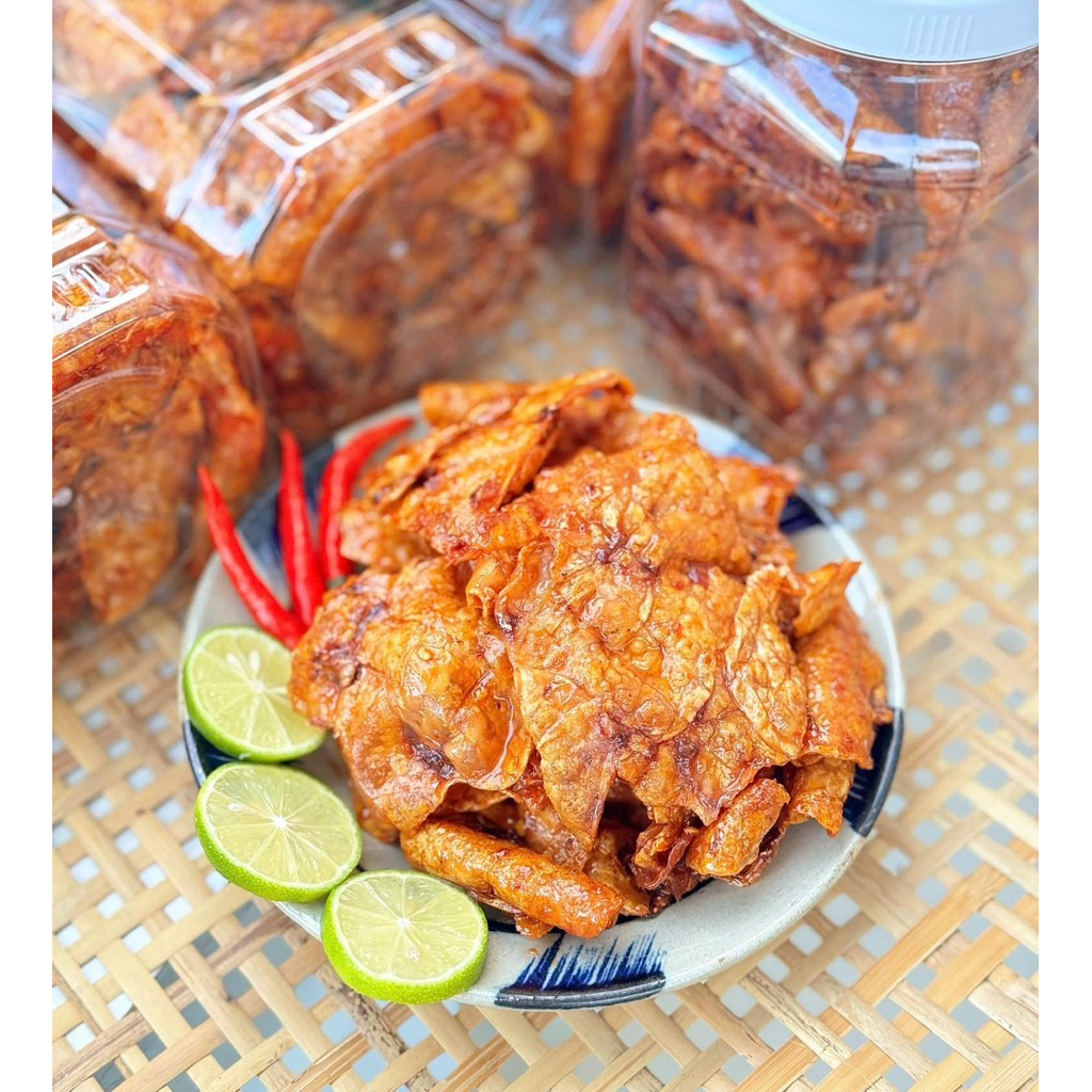 Mực Rim Me Xả Tế chua ngọt vị vừa ăn , cay nhẹ