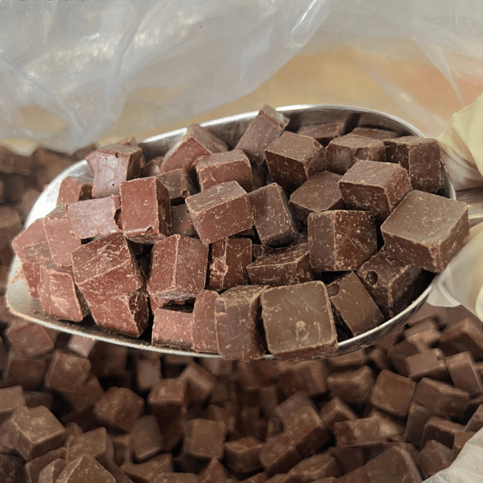 Socola sữa Bản Cacao - Socola Lâm Đồng Việt Nam - đắng nhẹ ngọt vừa