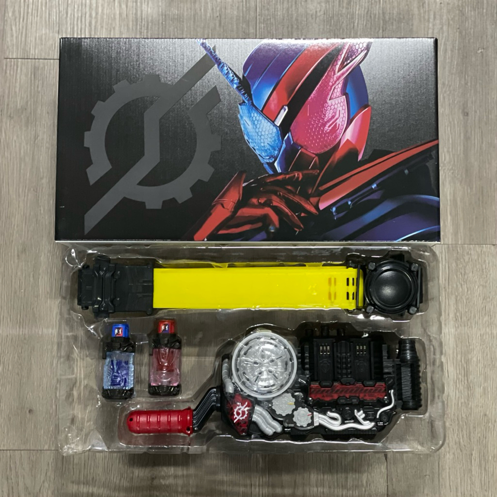 ĐỒ CHƠI DX BUILD DRIVER/FULLBOTTLE BOOTLEG KAMEN RIDER BUILD