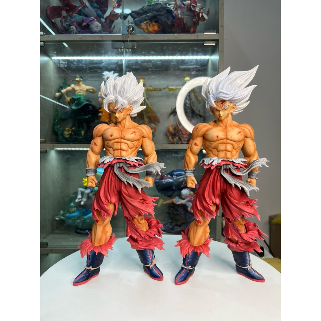Mô hình Goku SSJ4 - Chiến Thần Bạch Phát