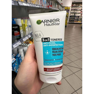 Sữa rửa mặt Garnier Đức