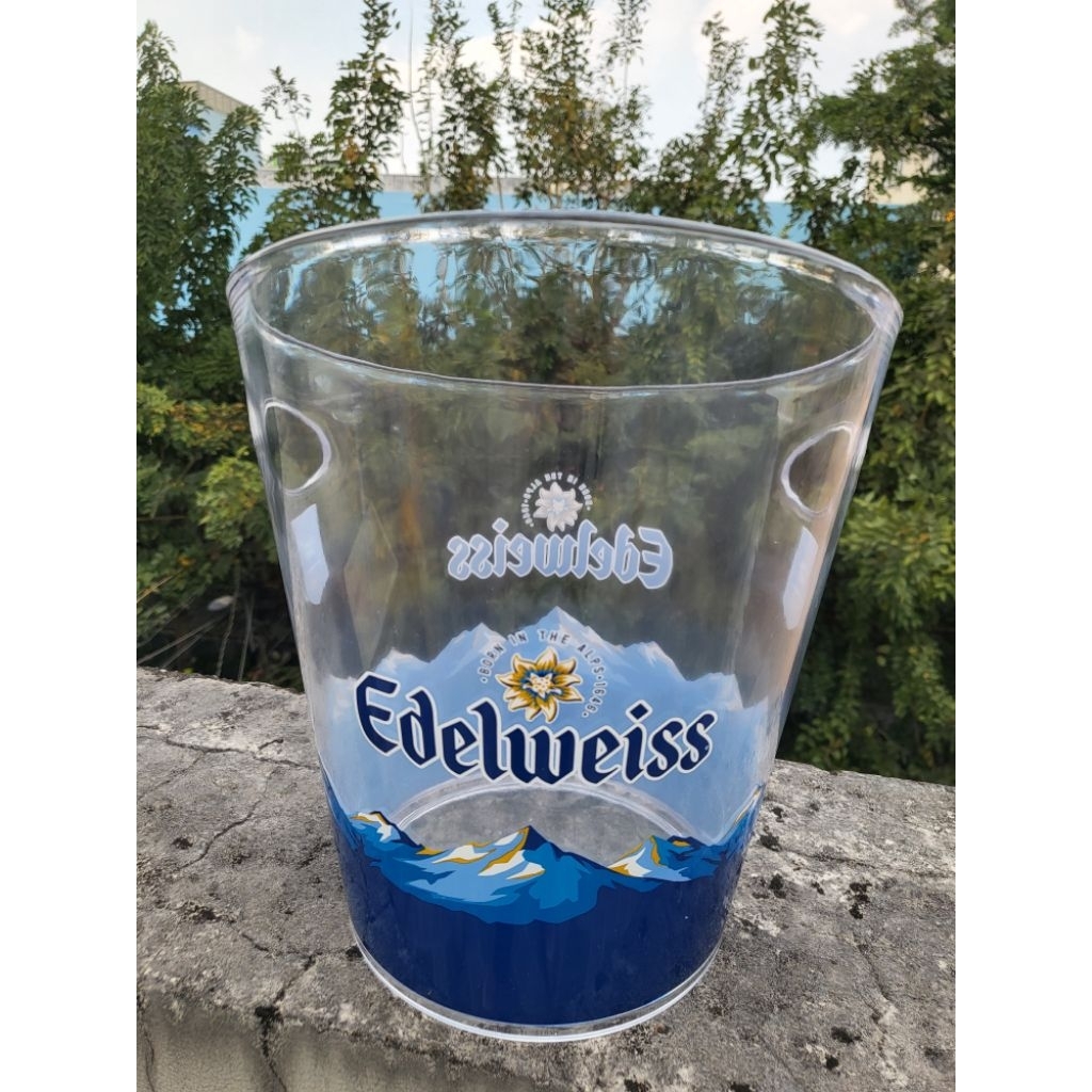 Xô đựng đá ướp bia quà tặng từ heineken