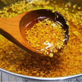 chai 150g dầu tỏi phi siêu thơm ngon!!