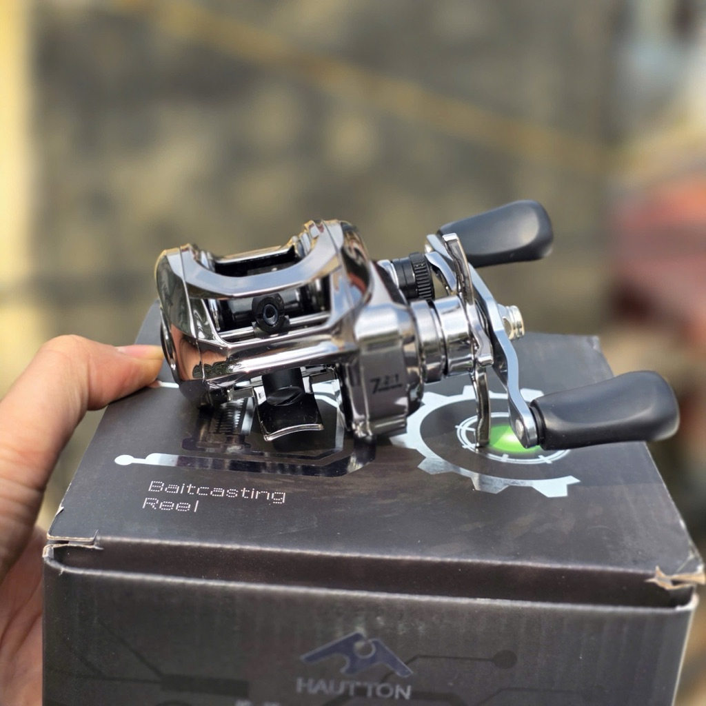 (DC CHIP rẻ ) Máy câu ngang HAUT ΤΟΝ Metal Master DC , có tiếng eeee khi ra dây ,...