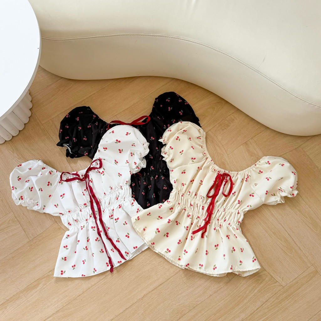 Áo Kiểu Nữ Tay Phồng Cổ Vuông Hoạ Tiết Cherry Babydoll Ngắn Tay Dễ Thương Màu Trắng Đen | BigBuy360 - bigbuy360.vn