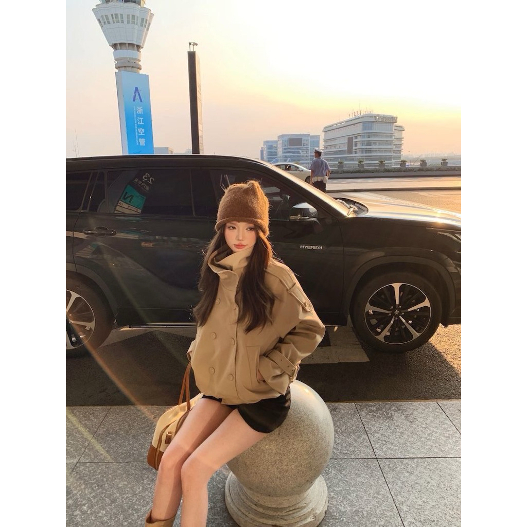 [Sẵn + Hỏa tốc] 𝐍𝐚𝐢𝐢.𝐨𝐫𝐝𝐞𝐫 | Áo khoác trench coat nữ dáng ngắn phong cách Anh, màu kaki, cổ đứng, fo