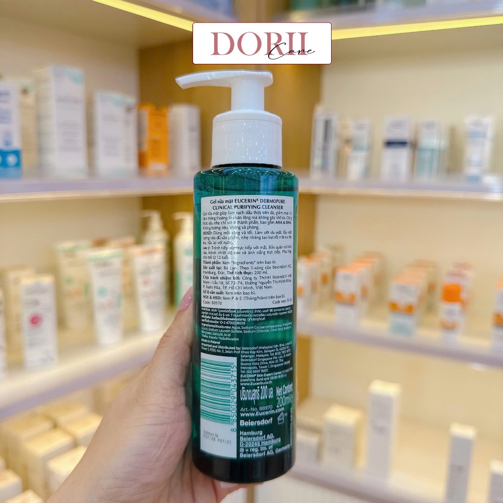 Combo Eucerin: Gel rửa mặt Eucerin loại bỏ nhờn ngừa mụn 200ml + Tinh chất Eucerin ProAcne AI Cleari