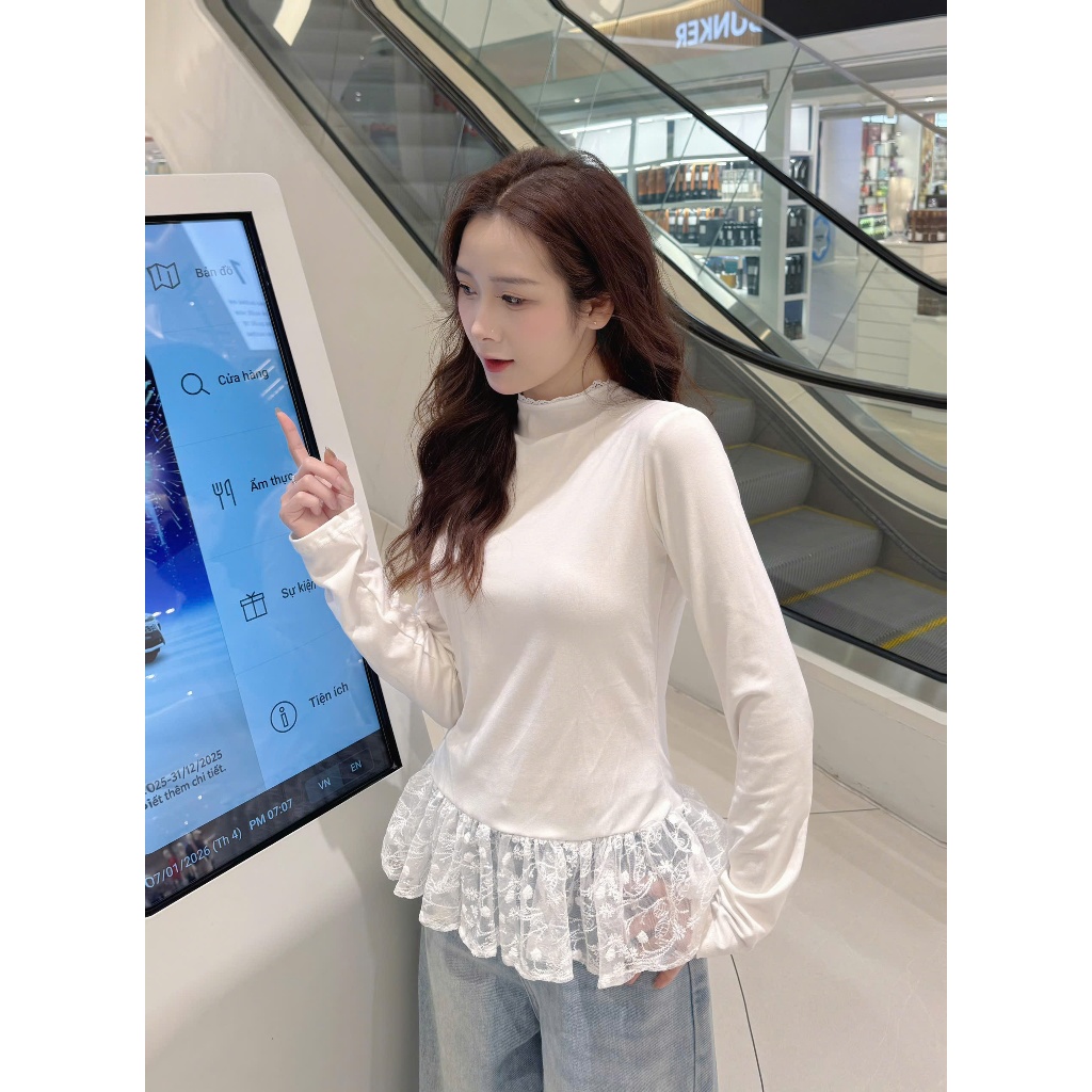 Áo nữ tay dài cổ cao dáng ôm phối ren gấu áo phong cách tiểu thư nhẹ nhàng (kèm quà tặng) AOT107 | BigBuy360 - bigbuy360.vn