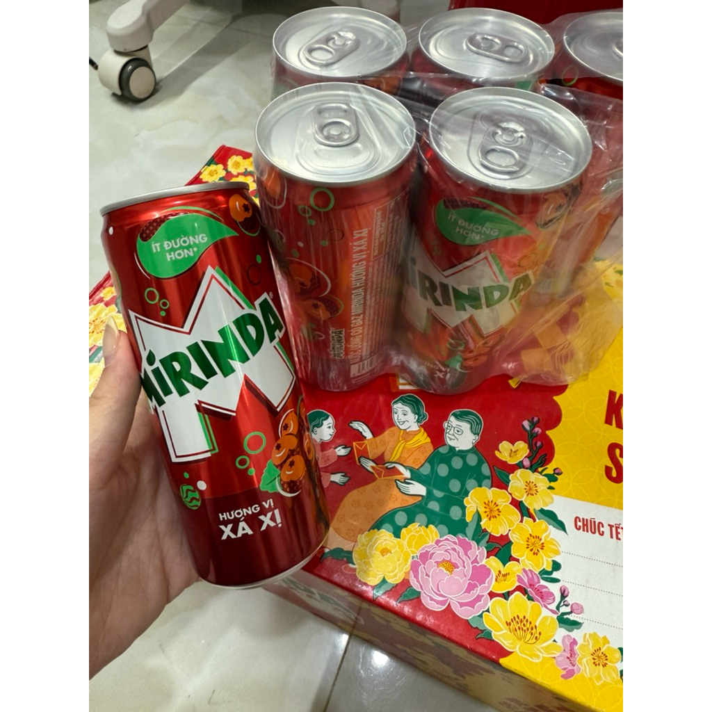 Nước ngọt Mirinda hương xá xị 320ml (ít ngọt)