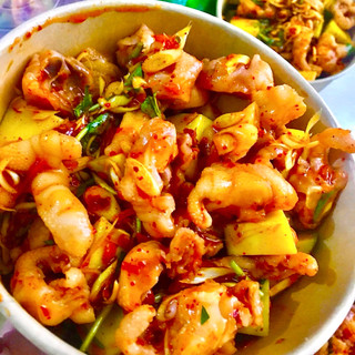 Chân Gà Rút Xương Sốt Thái- Hộp vừa 500gram