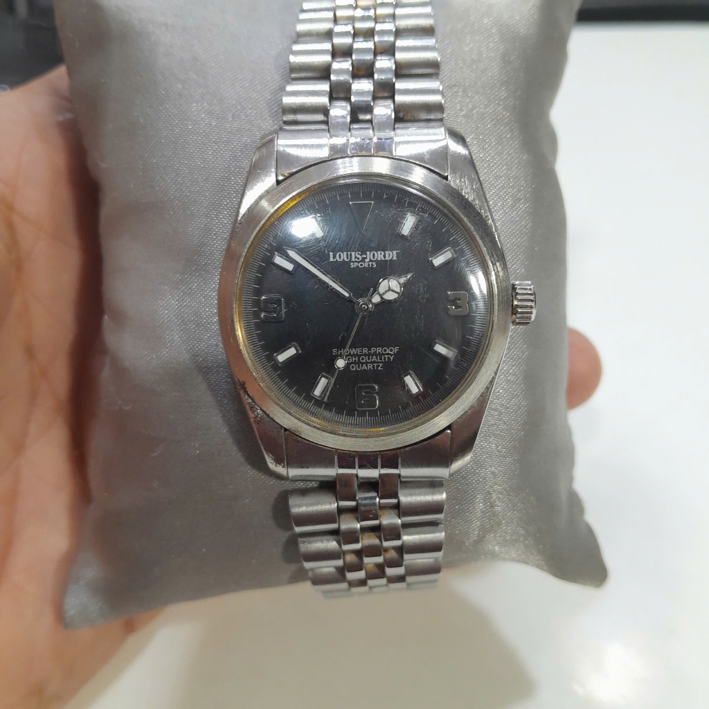 Đồng hồ nhật nam tay nhỏ LOUIS-JORDI size 35.6mm Second hand si Nhật