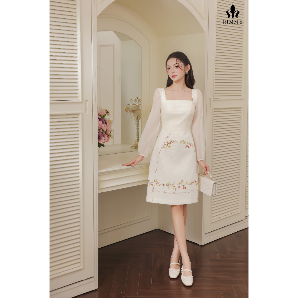 AZURE Đầm Tơ Phối Linen Thêu Hoa Thanh Lịch Thời Trang Thiết Kế Rimmy