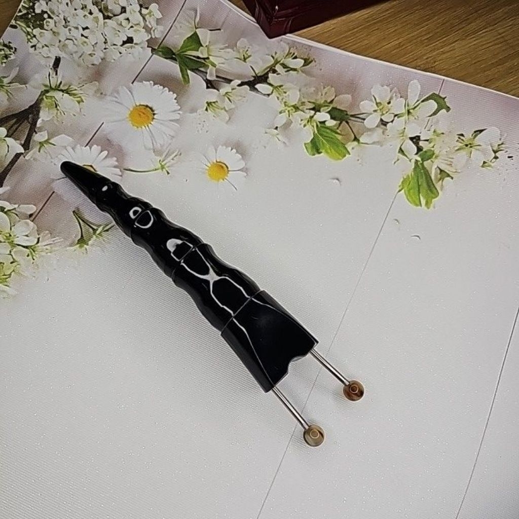 bọ cạp sừng đen size nhỏ