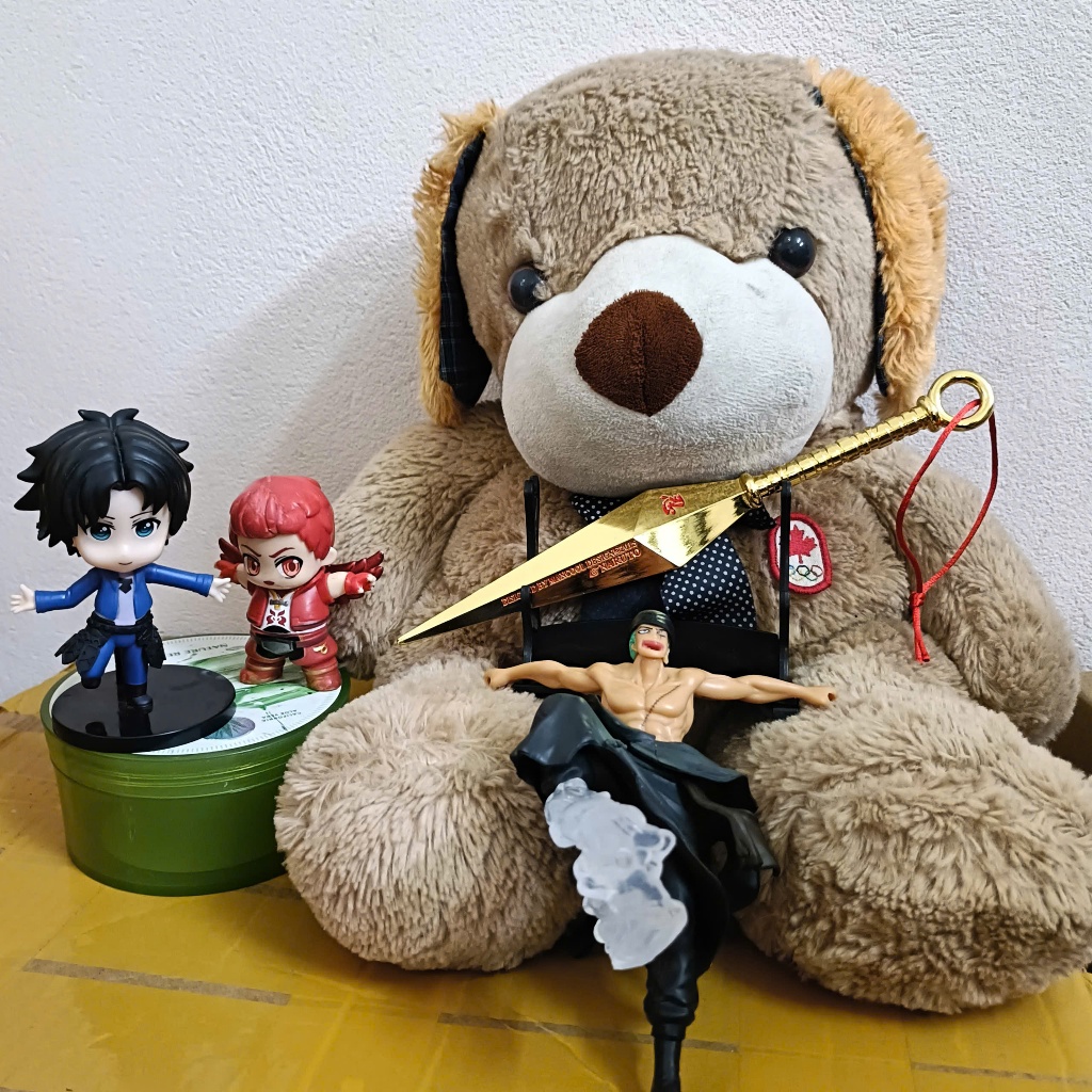 Mô hình sưu tầm Kunai anime Naruto 22cm.