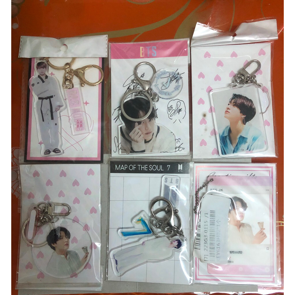 kering móc khóa Jungkook , V , BTS