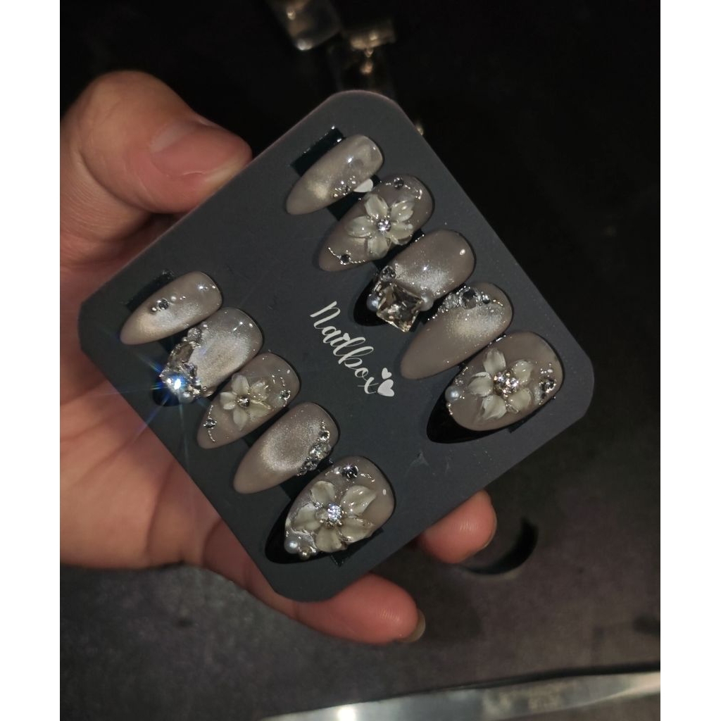 [a47]Nailsbox thiết kế sang trọng