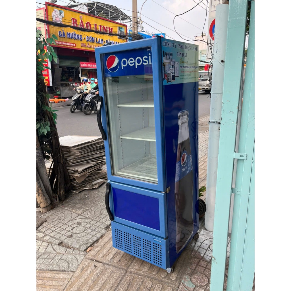THANH LÝ TỦ MÁT PEPSI 2 CỬA – DUNG TÍCH TỔNG 300 LÍT - HOẠT ĐỘNG TỐT