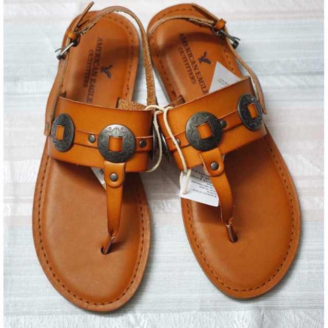 Dép sandal da xỏ ngón American Eagle Outfitters – Phong cách boho/vintage