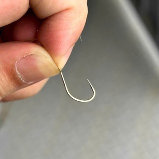 Vỉ 30 lưỡi câu chuyên chép không ngạnh HSHENG