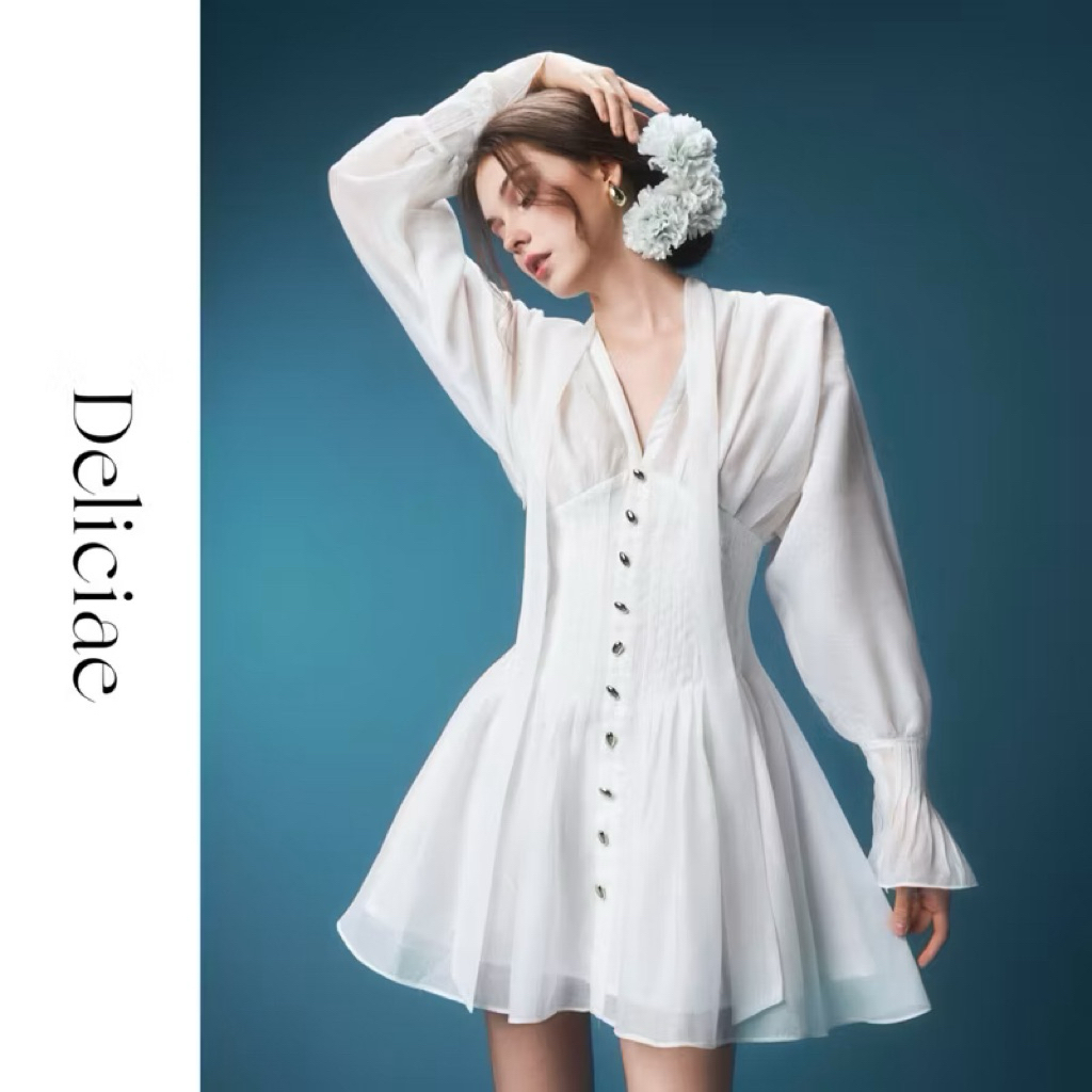 Váy đầm trắng tay bồng mùa hè Kaylee Dress hiệu Deliciae