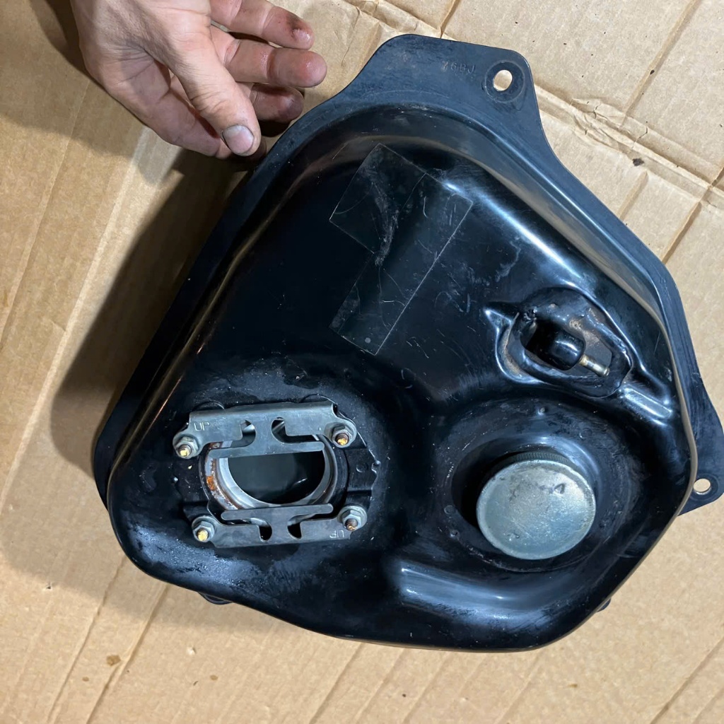full cụm bình xăng bình nhien liệu honda vision các đời (hàng zin tháo xe )