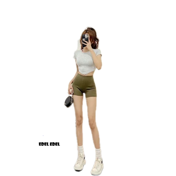 Áo thun gân khoét 2 bên eo