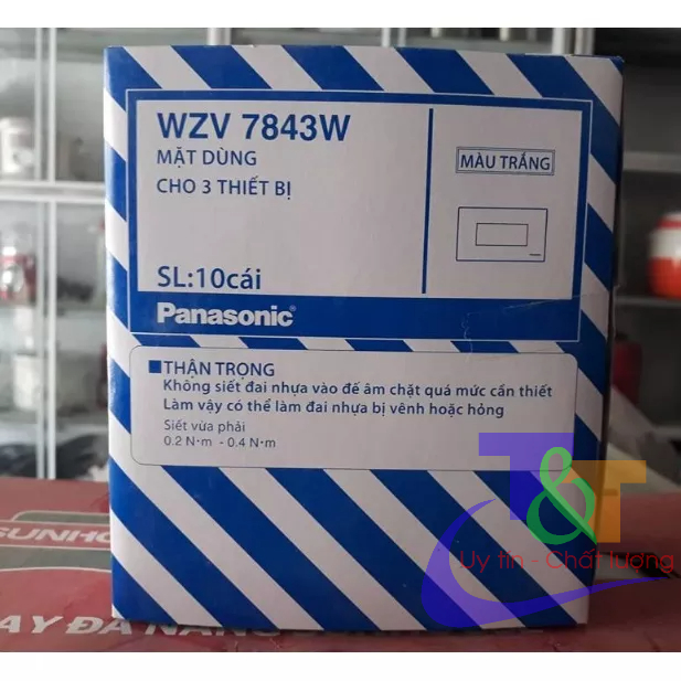 Mặt nạ công tắc Panasonic WZV7843W góc vuông cho 3 thiết bị