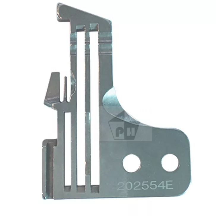 Mặt Nguyệt Vắt Sổ 4 Ống Chỉ Máy Pegasus, 202554E Overlock Needle Plate, Phụ Tùng Máy Vắt Sổ Pegasus L52