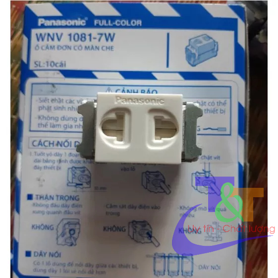 Ổ cắm đơn có màn che Full Color White Panasonic WNV1081-7W