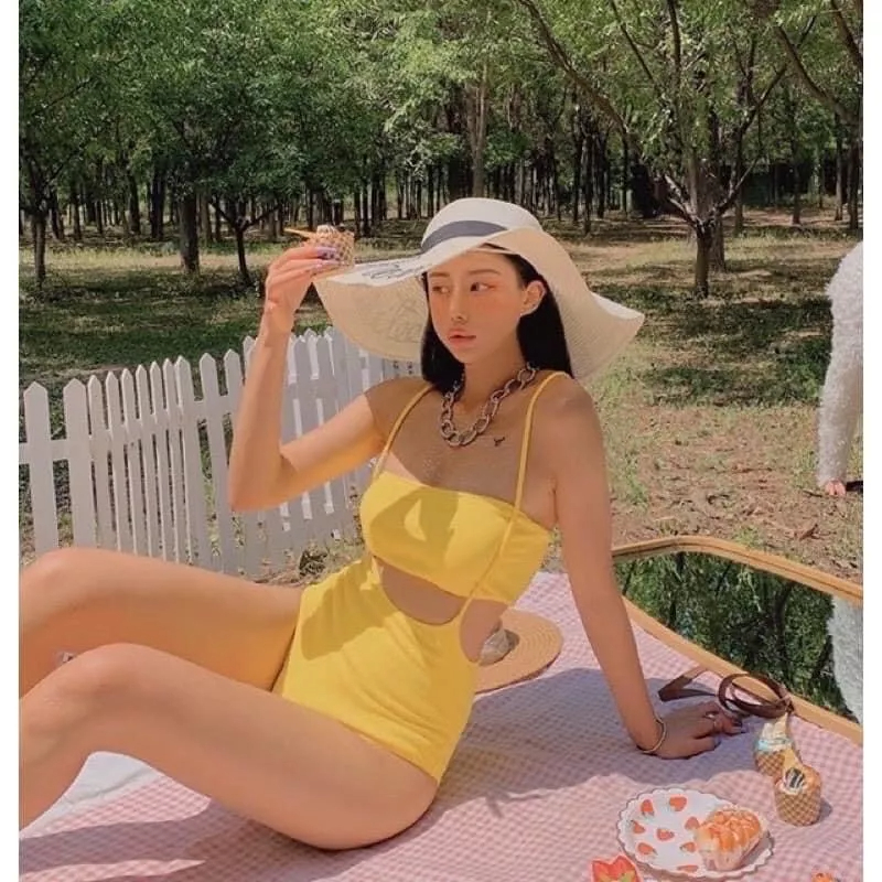 Set bikini 2 mảnh áo cúp ngực,quần dây/ Freesize /Cam kết sản phẩm như hình