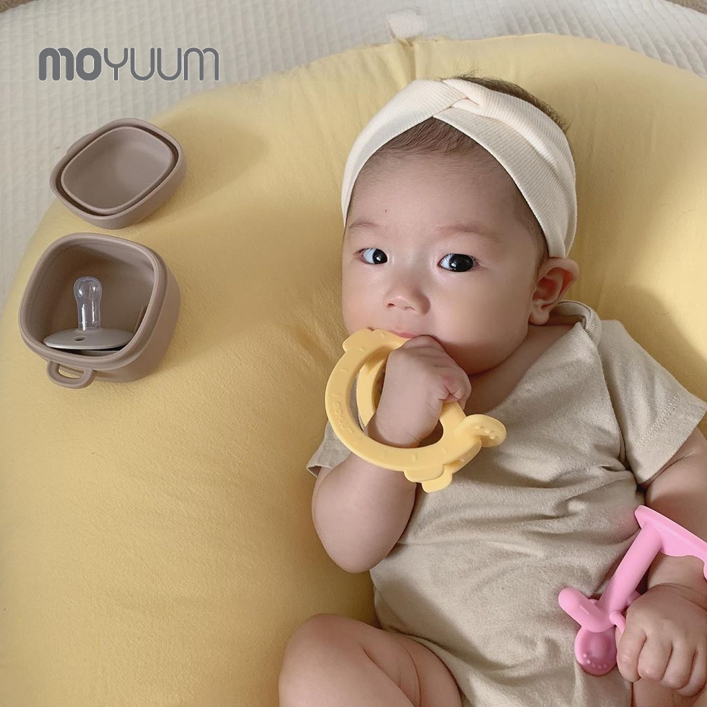 GẶM NƯỚU MOYUUM hình chim vịt dành cho bé từ 3 tháng tuổi