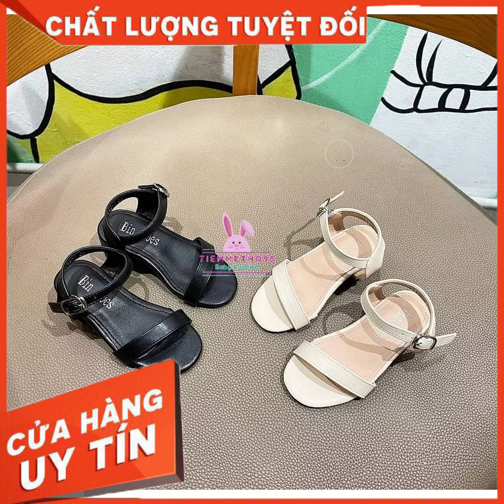 Sandan có gót cho bé gái mẫu mới nhất 2023