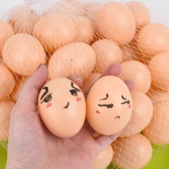 Bóng nhựa hình trứng gà