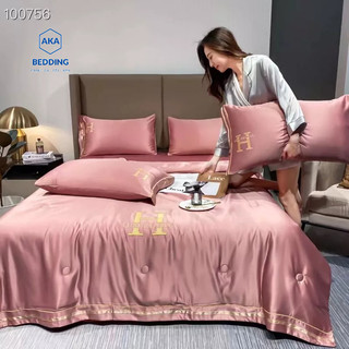 Chăn ga gối lụa hoạ tiết chữ H siêu mềm đẹp