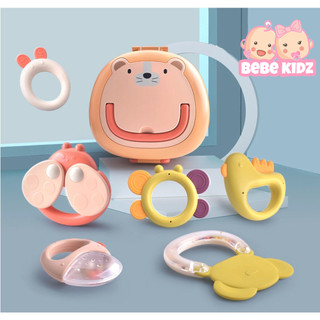 Đồ chơi gặm nướu, ngậm nướu cho bé Cao Cấp gồm 6 chi tiết. Sản phẩm đảm bảo an toàn với trẻ nhỏ.