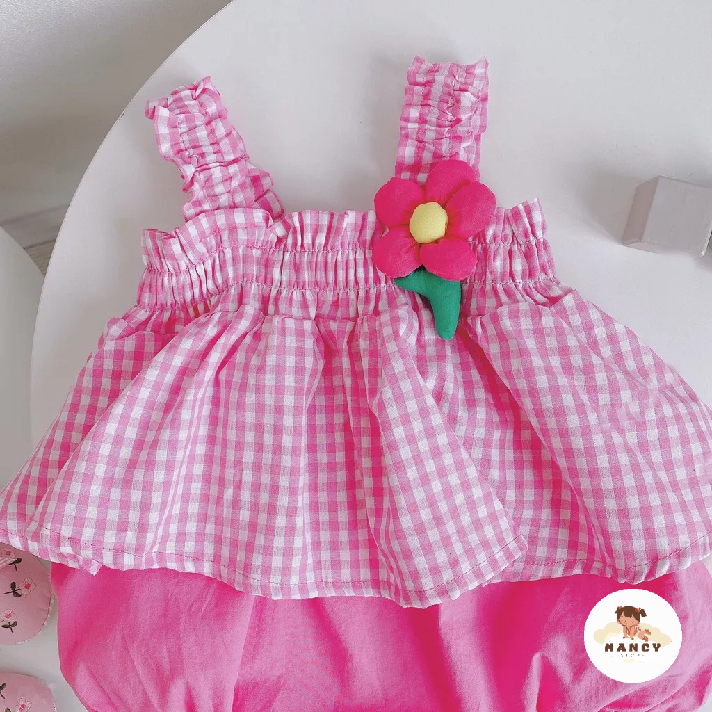 Đồ sơ sinh bé gái, váy bé gái mùa hè 0-12 tháng màu hồng họa tiết kẻ caro đính hoa cho bé gái từ 5-13kg - NANCY STORE