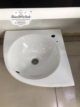 Lavabo chậu rửa mặt góc CAESAR L2014 nhỏ gọn