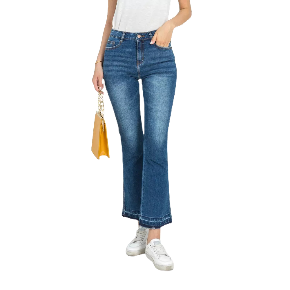 Quần Jeans Nữ Trơn Dáng Loe Vẩy Xỏa Tưa Gấu Chất Bò Mềm Cao Cấp Đôc Lạ Sang Chảnh Genviet TQ110J2160