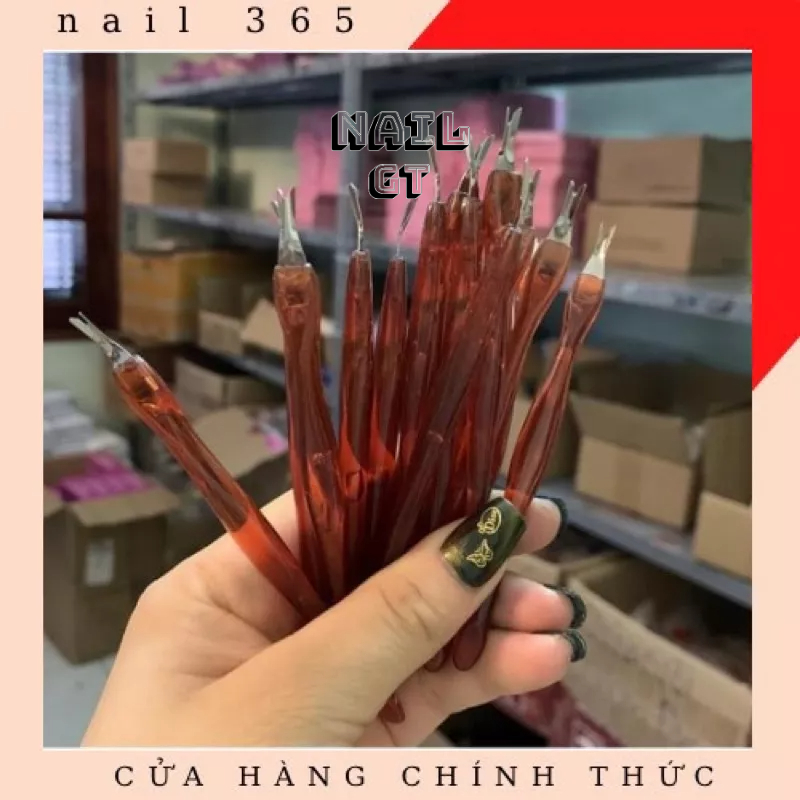 Cây lấy khoé màu nho