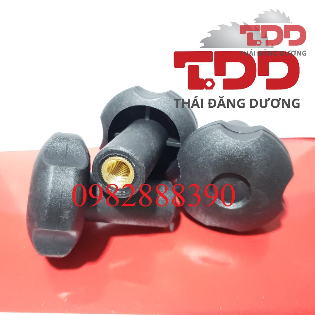 Núm vặn điều chỉnh cữ bán nguyệt máy cưa