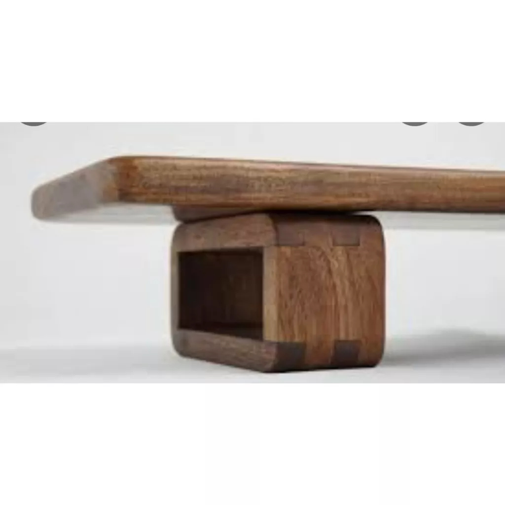 Kệ màn hình máy tính chất liệu gỗ tự nhiên