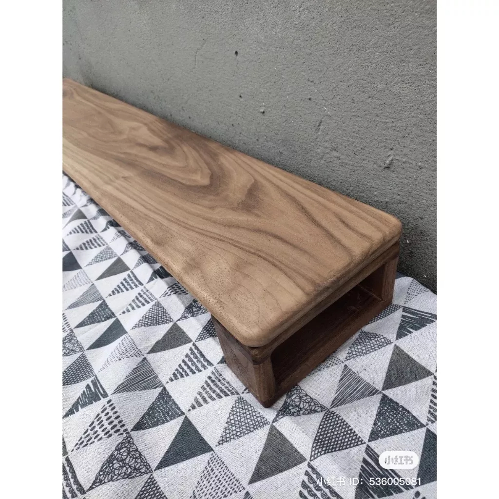 Kệ màn hình máy tính chất liệu gỗ tự nhiên