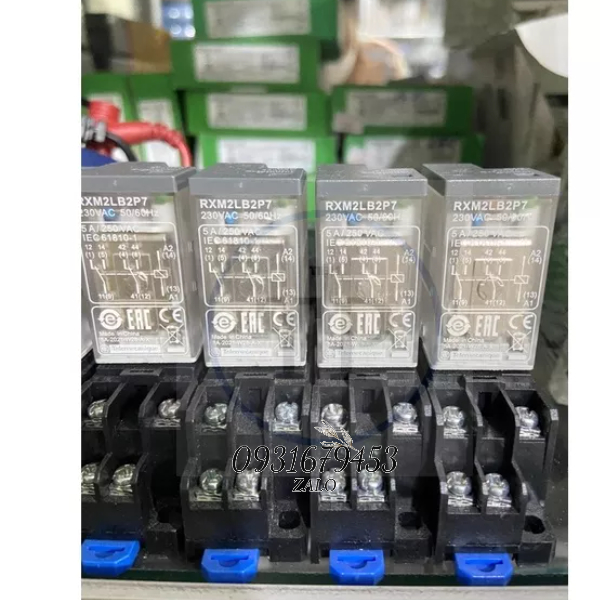 Rơ le trung gian Schneider RXM2LB2P7, 220V
