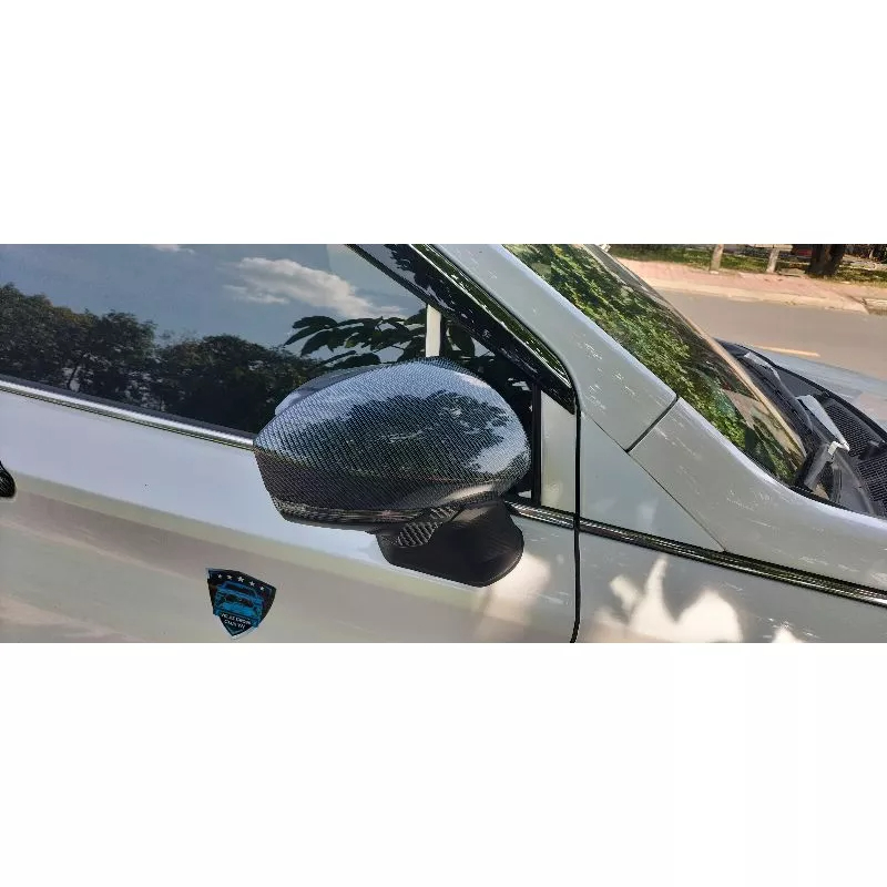 Ốp  gương chiếu hậu Veloz/Avanza 2022-2023 vân carbon