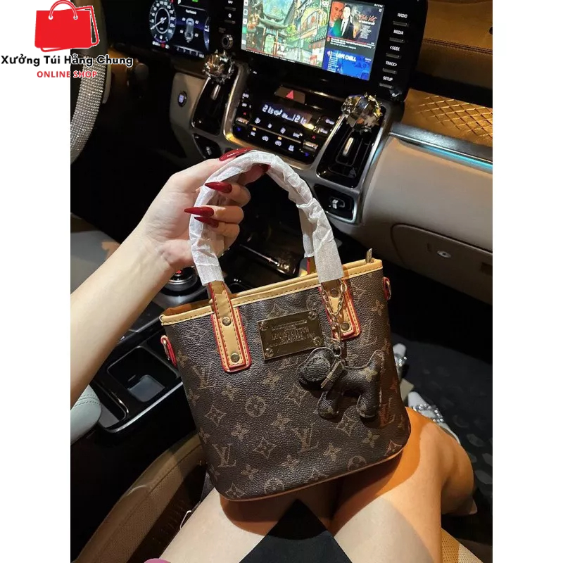 Túi xách nữ LV đeo chéo có quai mẫu mới full phụ kiện