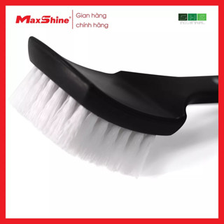 Bàn chải vệ sinh bánh xe Maxshine 7011003 có lông 100% là nhựa PVC giúp làm sạch mọi ngóc ngách của bánh xe.