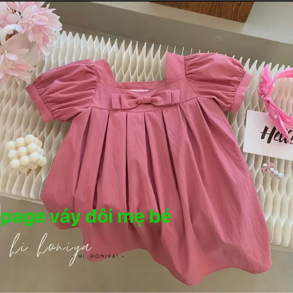 Váy đôi mẹ bé - váy hồng nơ cổ vuông
